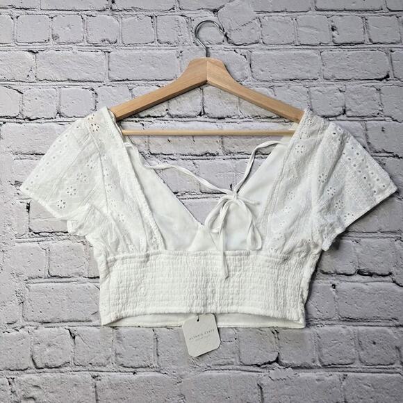Altar'd State Cotton Shell White Eyelet Crop Top New Size Small - Picture 8 of 11